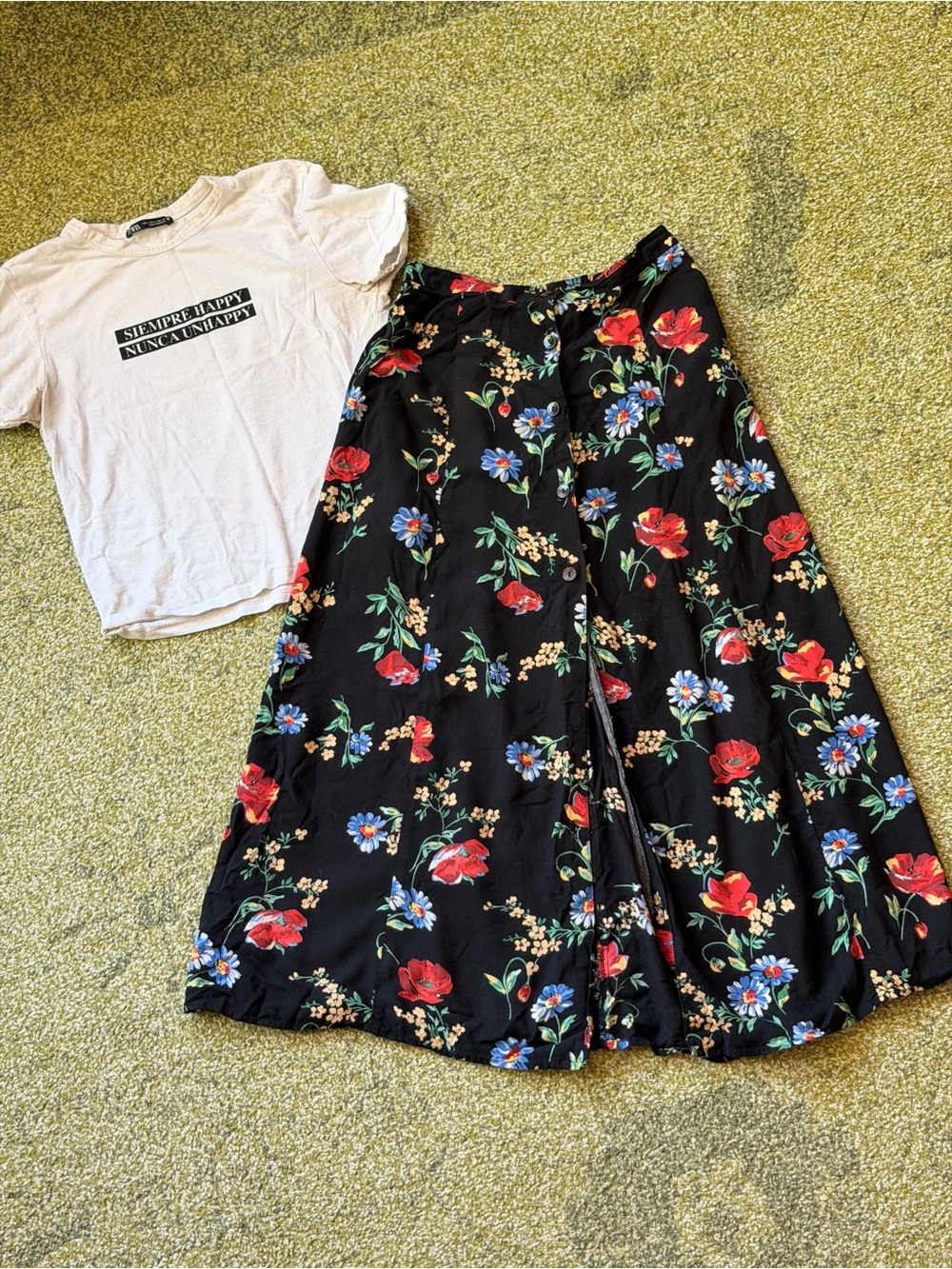 Vintage Black Floral Midi Skirt with Red & Blue Blooms